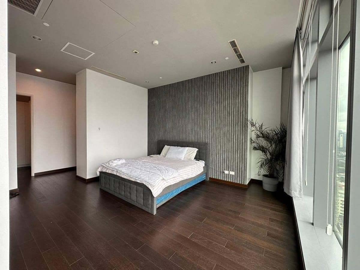 🏡For Rent/Lease Trump Tower Makati City - photo 3