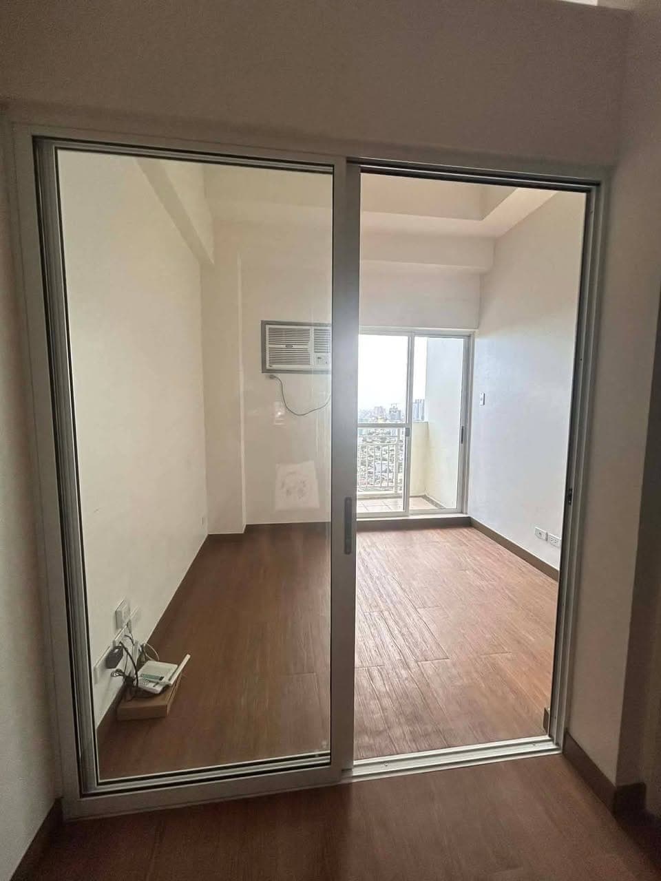 Infina Towers - 1BR for Rent - photo 5