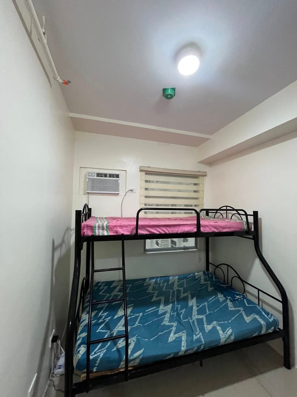 🏢 CONDO FOR RENT - URBAN DECA TOWERS CUBAO - photo 2