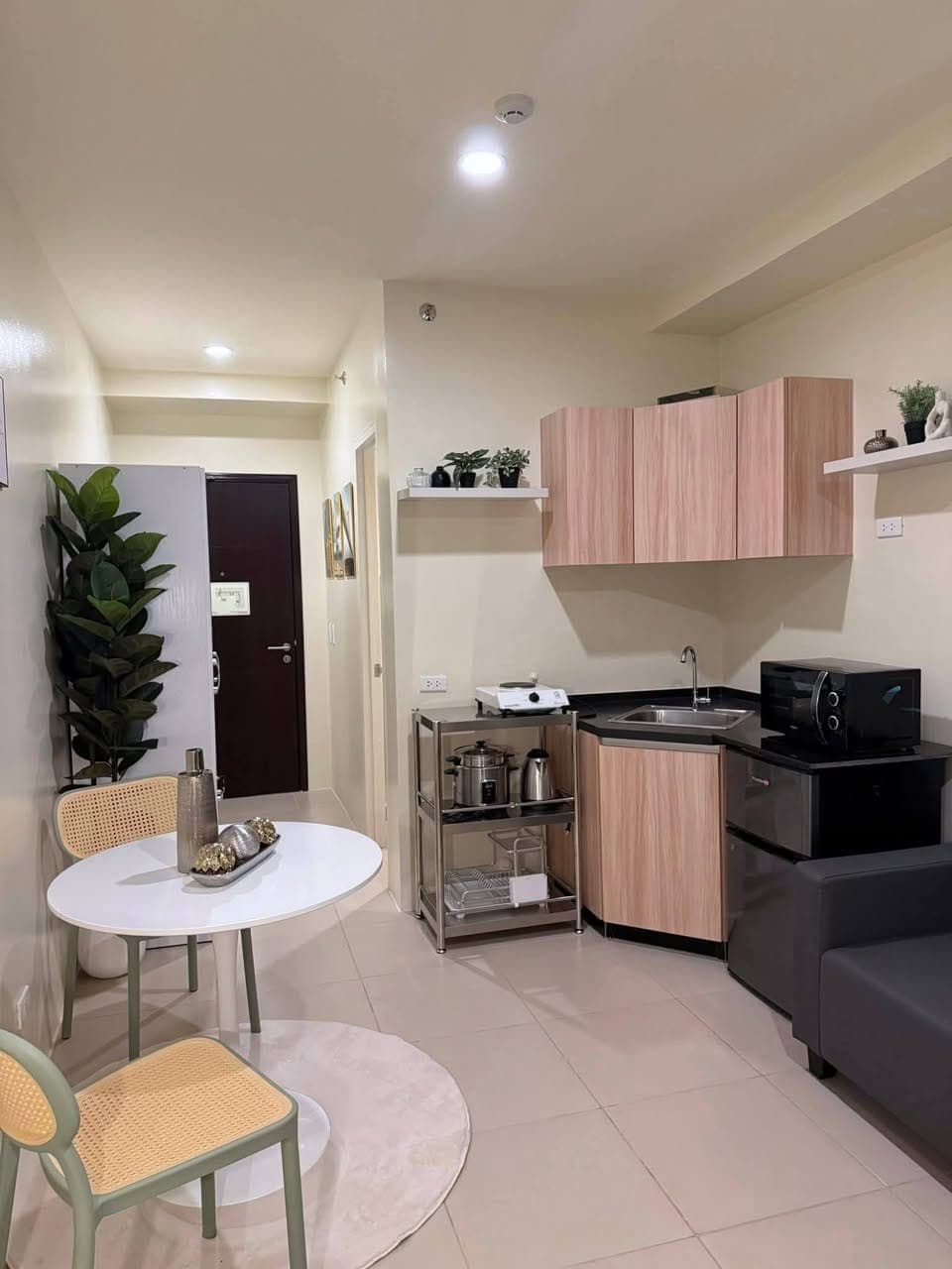 RUSH CONDO FOR RENT – AVIDA TOWERS SOLA - photo 2