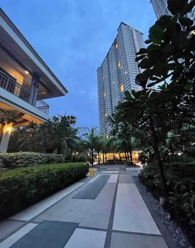 FOR RENT: ₱25,000/month. | Inclusive association dues - photo 1