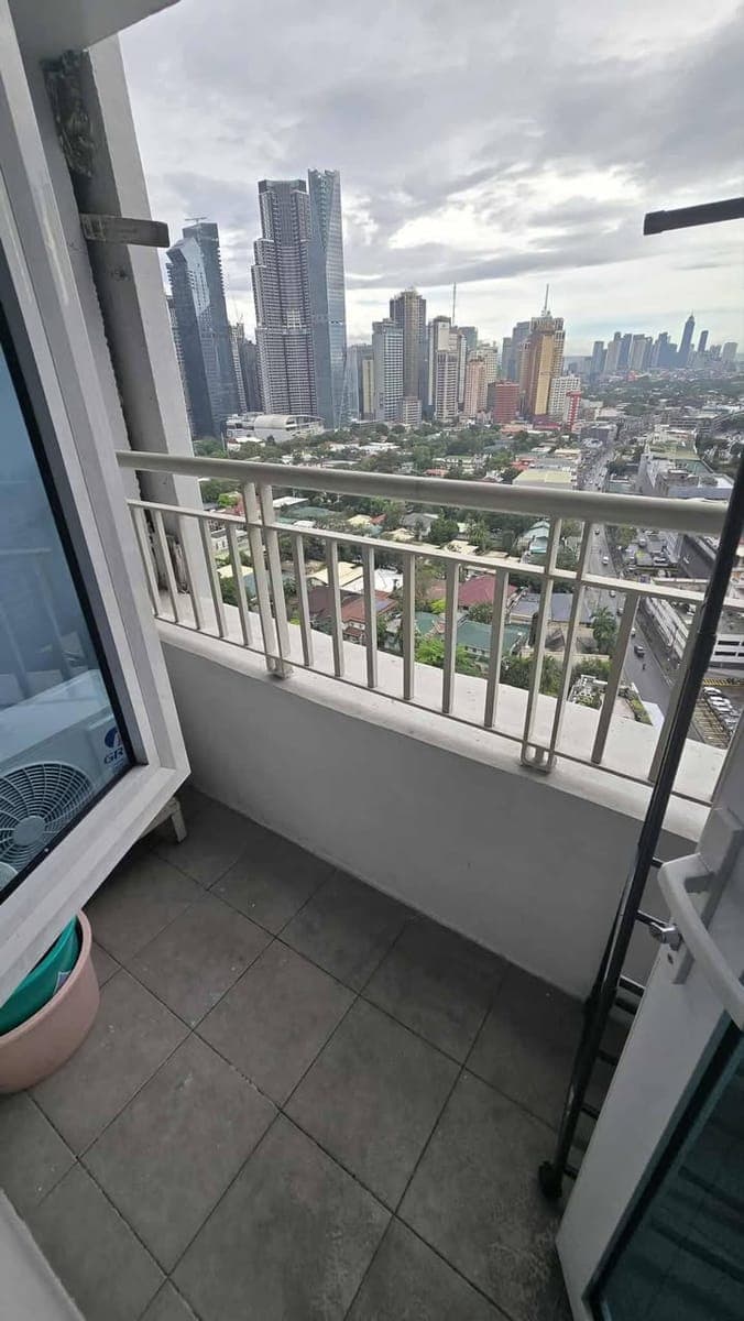 𝐅𝐎𝐑 𝐑𝐄𝐍𝐓 Condo Sharing in Jazz Residences, Makati City. - photo 3