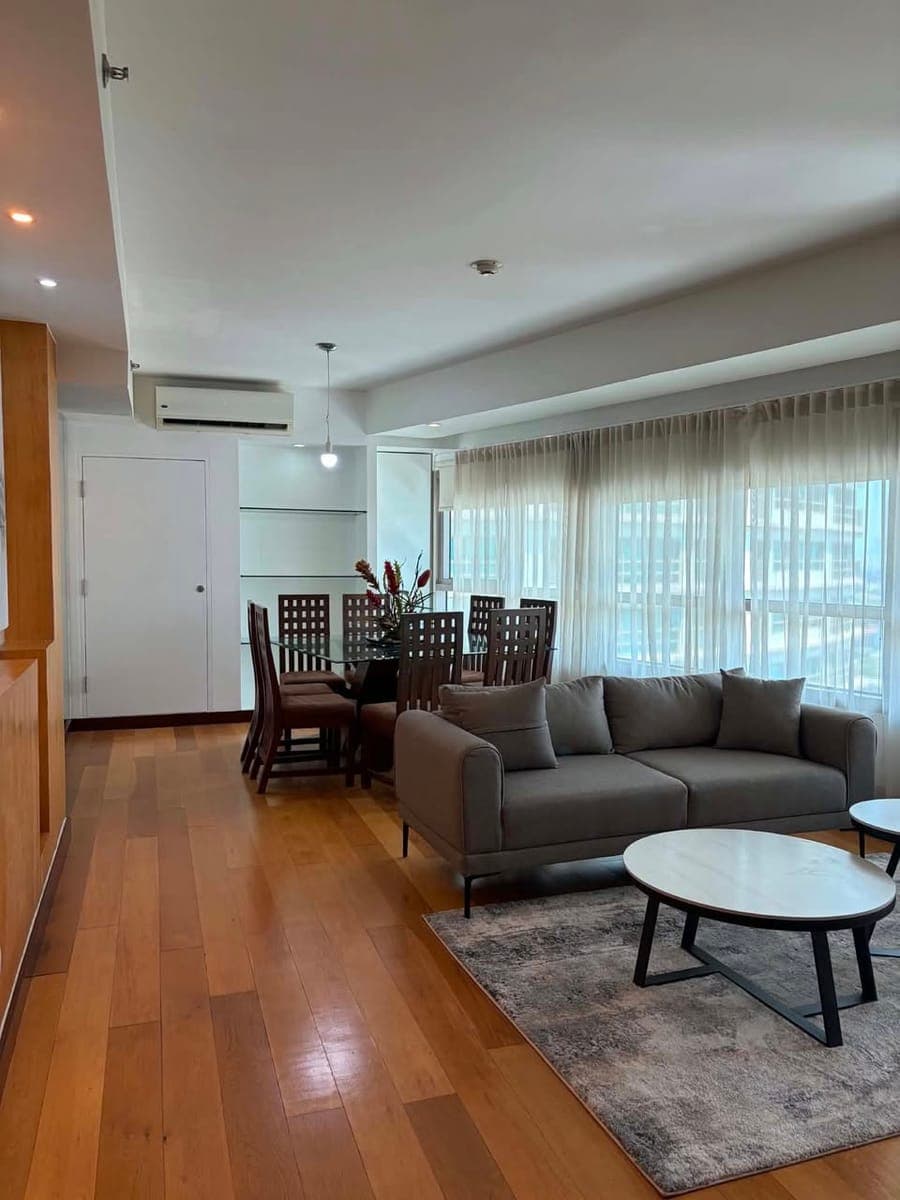 FOR RENT: 2-Bedroom Unit at The Residences at Greenbelt (TRAG) - San Lorenzo Tower‼️ - photo 3