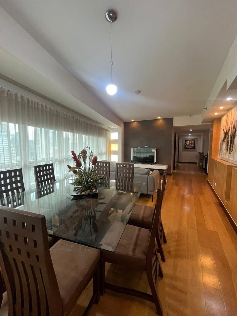 FOR RENT: 2-Bedroom Unit at The Residences at Greenbelt (TRAG) - San Lorenzo Tower‼️ - photo 4