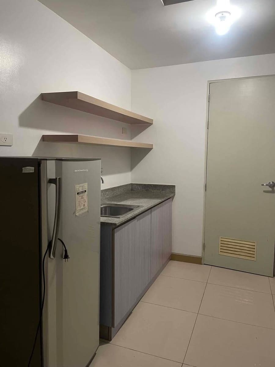 FOR RENT: Semi-Furnished 2-Bedroom Unit with Balcony at South Residences - photo 3