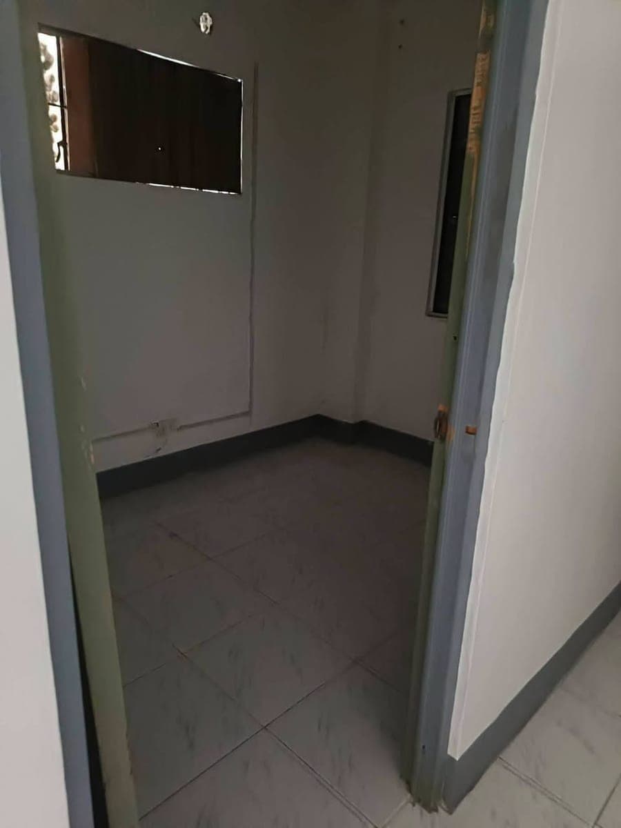 Apartment bldg for rent along dona josefa village las pinas 2bedroom apartment   second floor ung bk... - photo 5