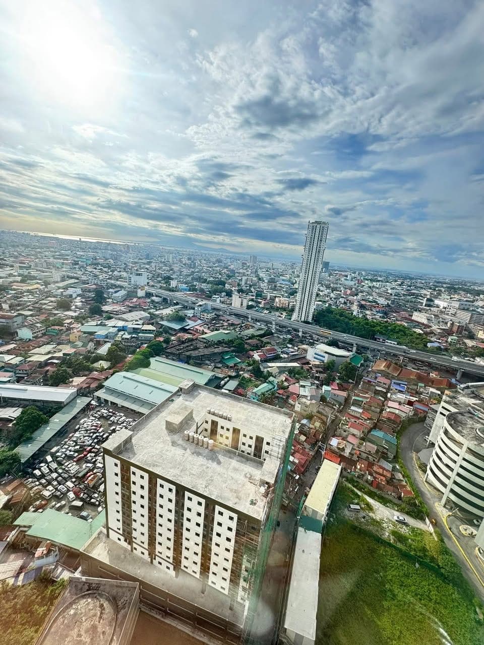 BRANDNEW !!!1bedroom at Avida Cloverleaf Near Ayala Clovermall / Affordable condo  !!! - photo 4
