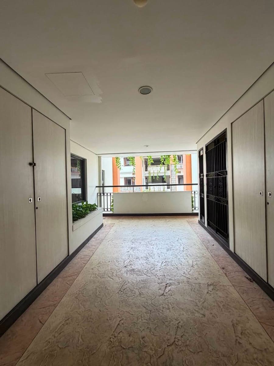 Condo unit for Rent - photo 5