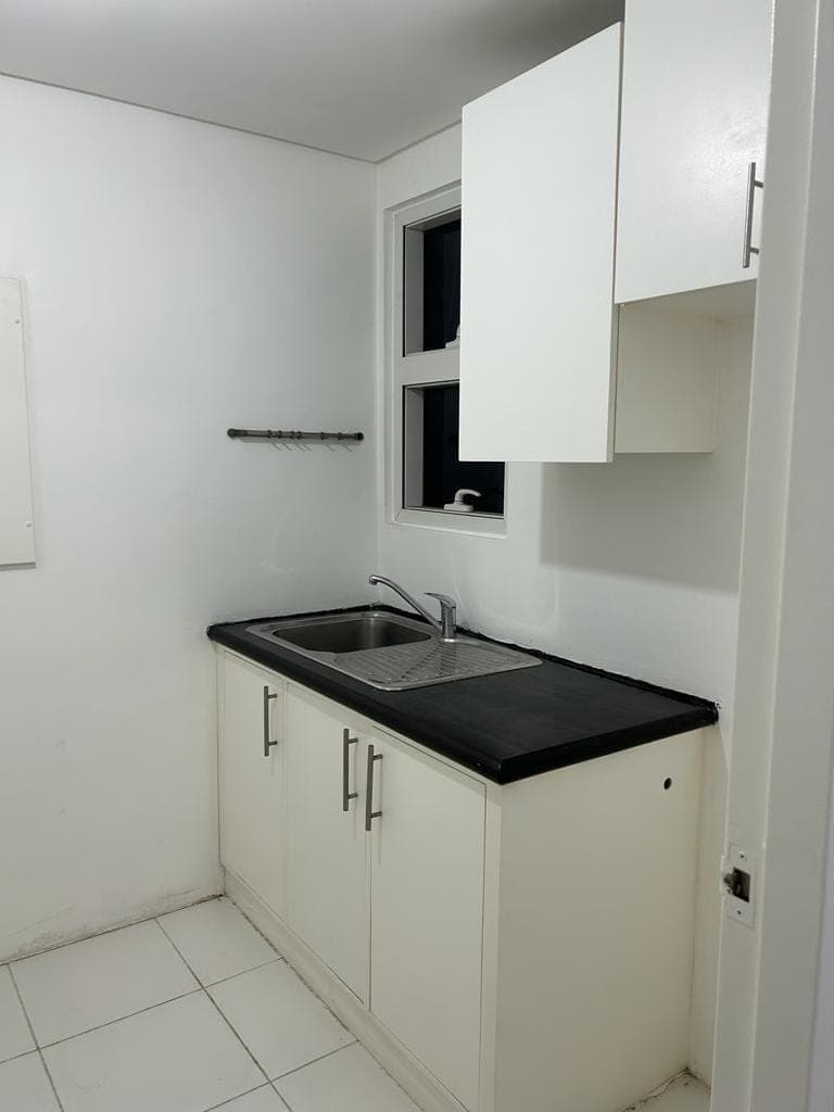 🌟 Exclusive Listing: Spacious 1BR Condo in The Columns Ayala - Near RCBC and PBCOM Makati - photo 5