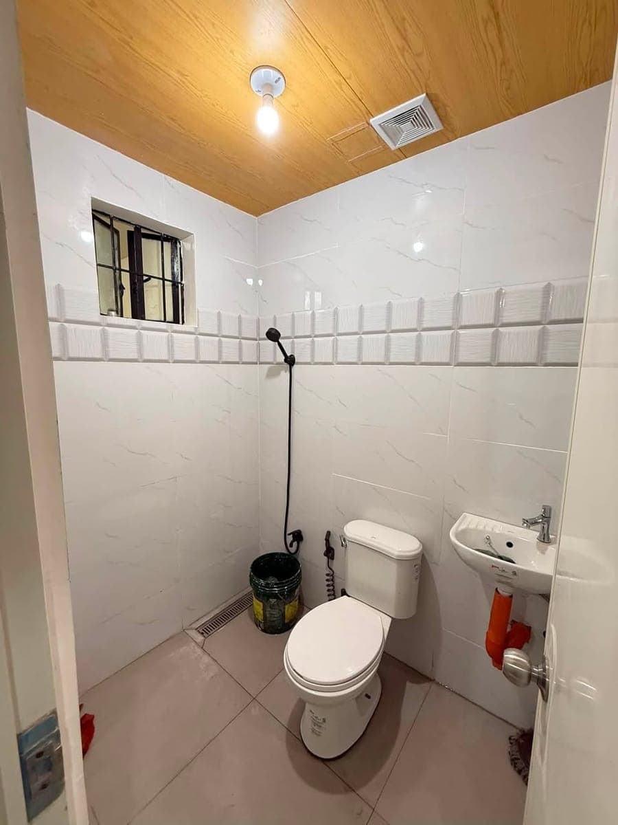 House for RENT: - photo 5