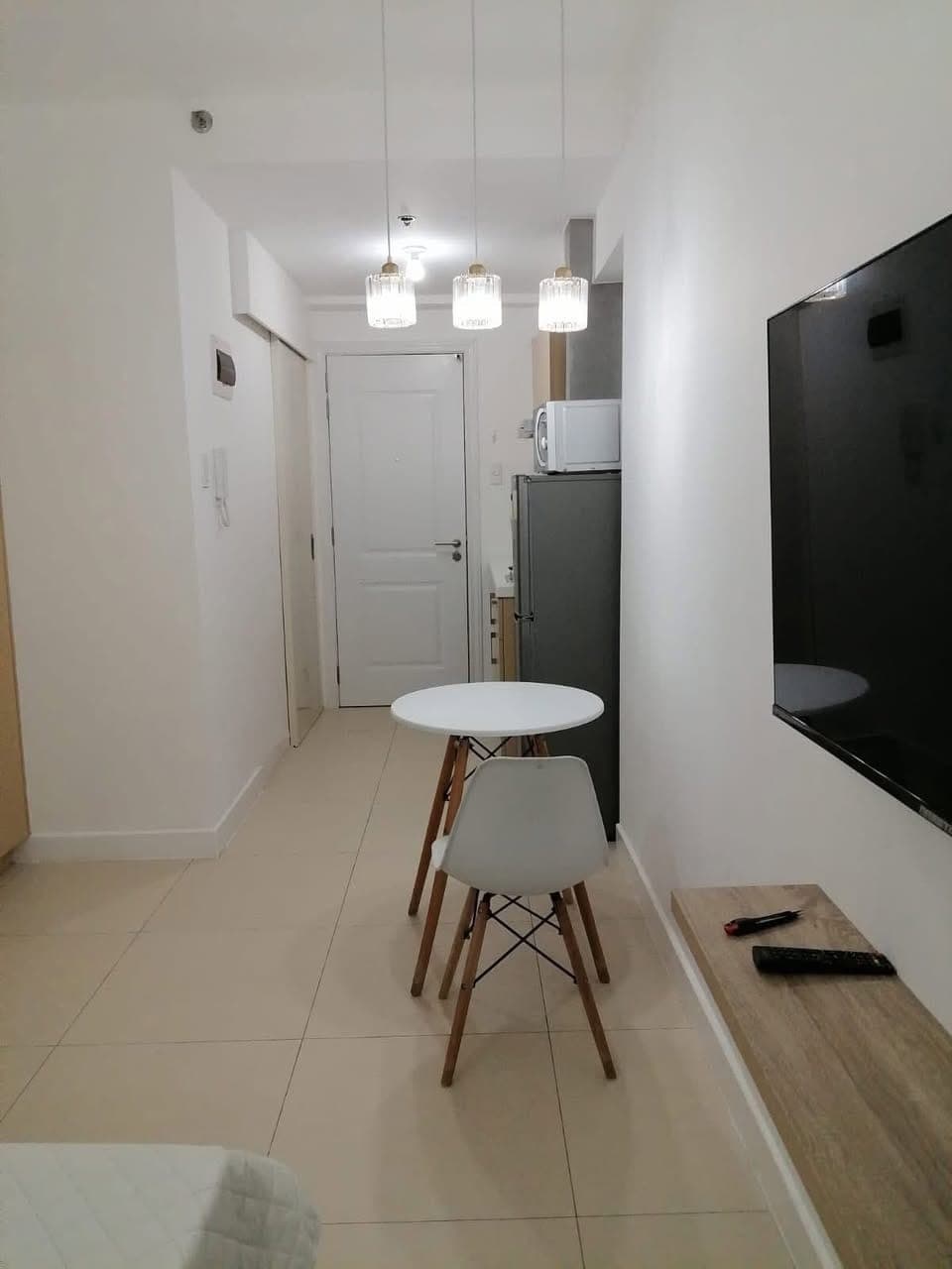 FOR RENT: ₱16,000/month. | Inclusive association dues - photo 4