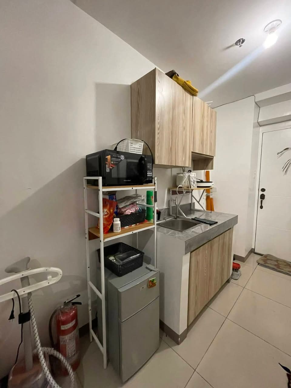 FOR RENT 17K with balcony - photo 3