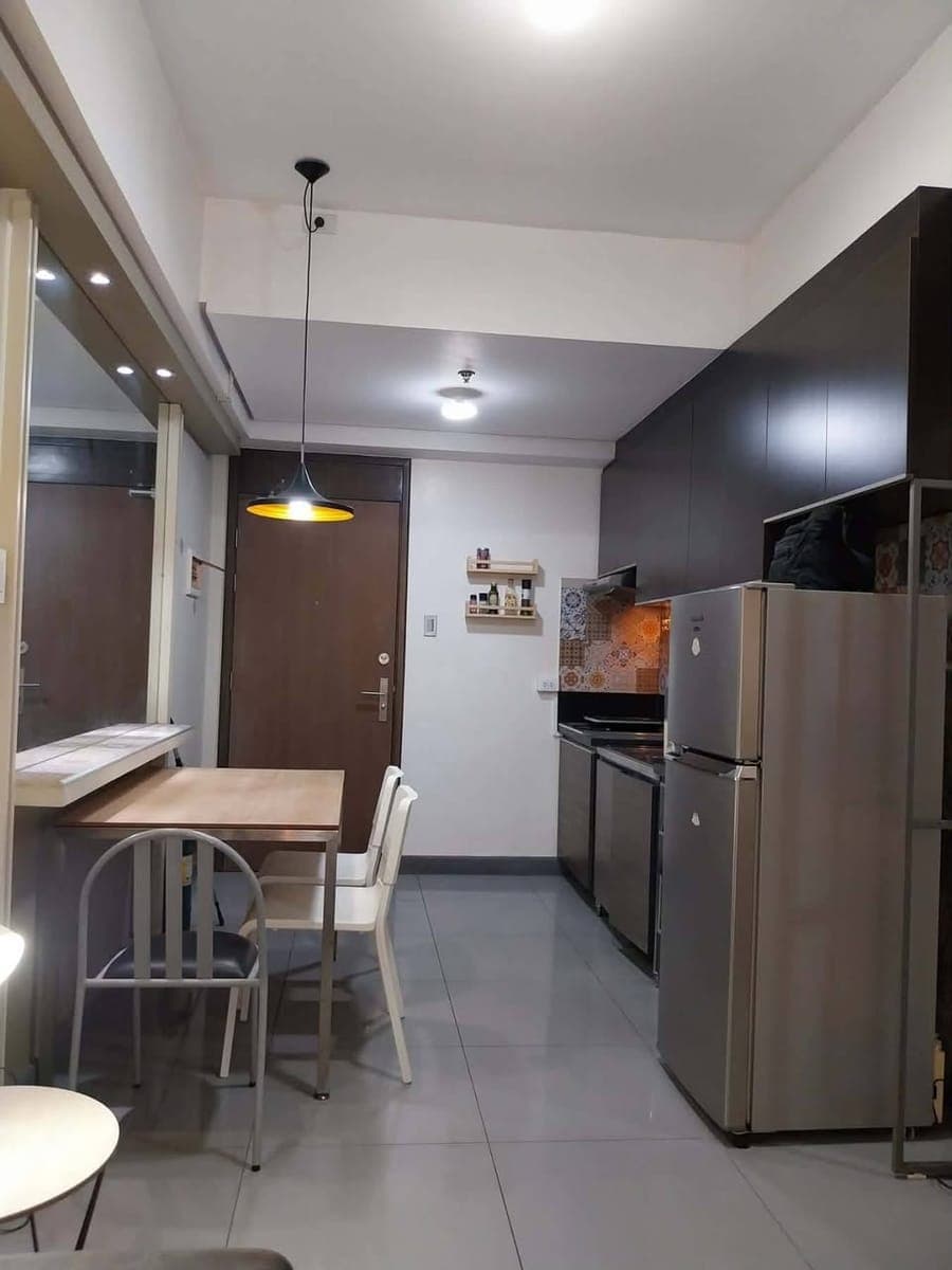 1BR Big Cut Corner Unit - photo 4
