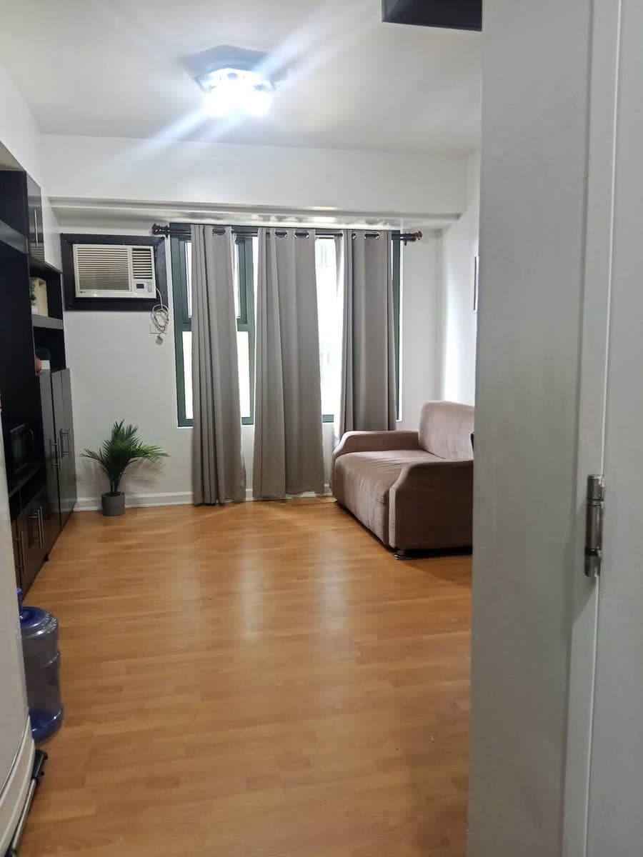 🏢 Condo for Rent in Makati – 1bedroom Unit (₱22,000/month) - photo 1