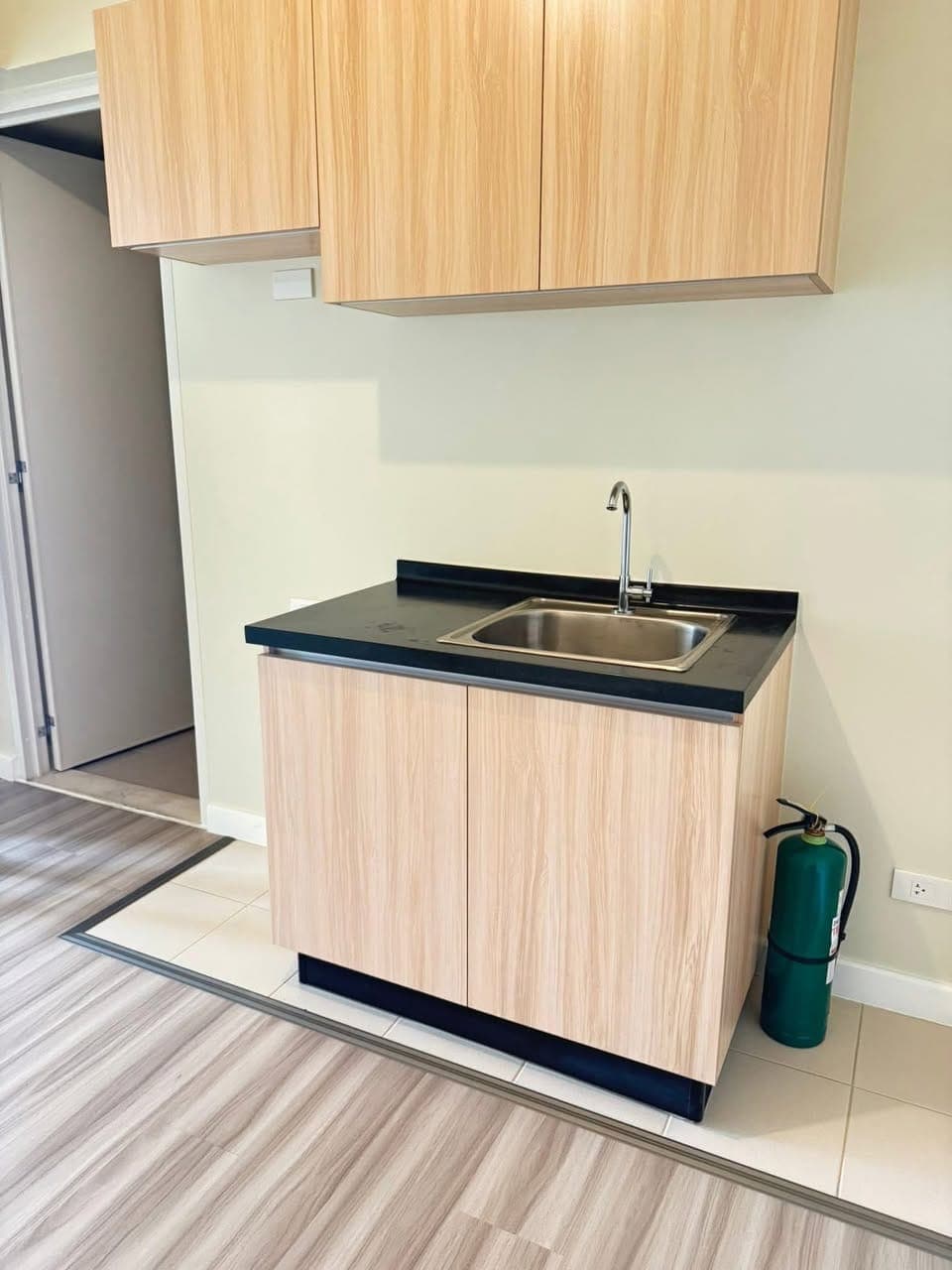 BRANDNEW !!!1bedroom at Avida Cloverleaf Near Ayala Clovermall / Affordable condo  !!! - photo 3