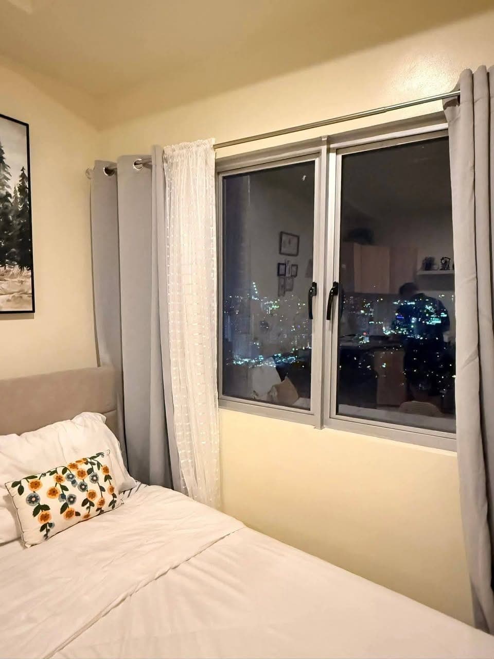 FOR RENT: ₱17,000 inclusive assoc dues - photo 3