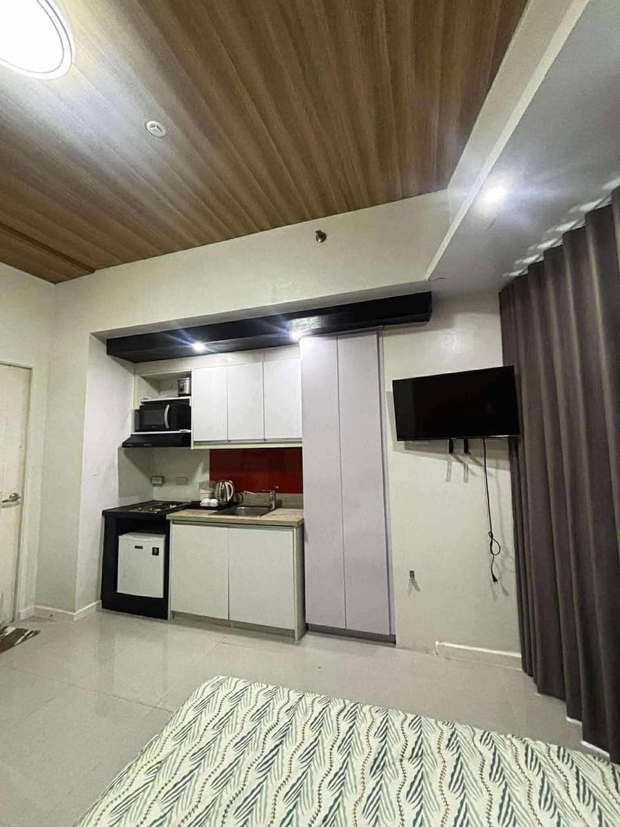 Studio Unit for Rent - photo 3
