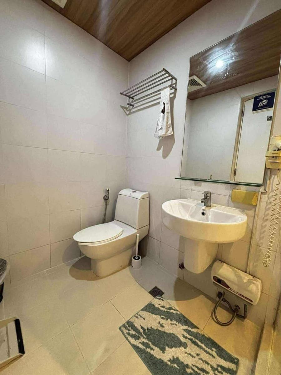 Studio Unit for Rent - photo 4
