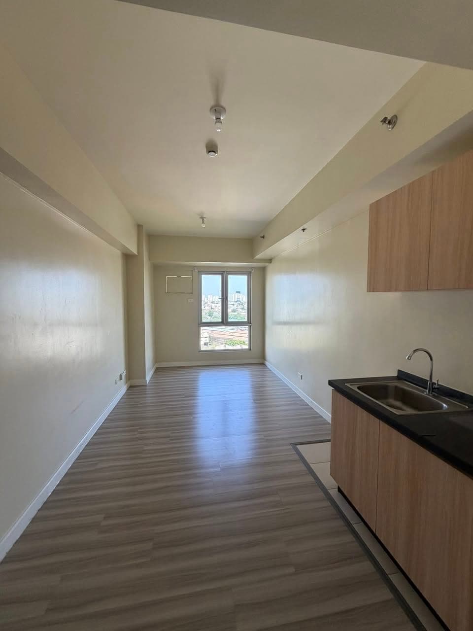 FOR RENT / FOR LEASE - photo 1