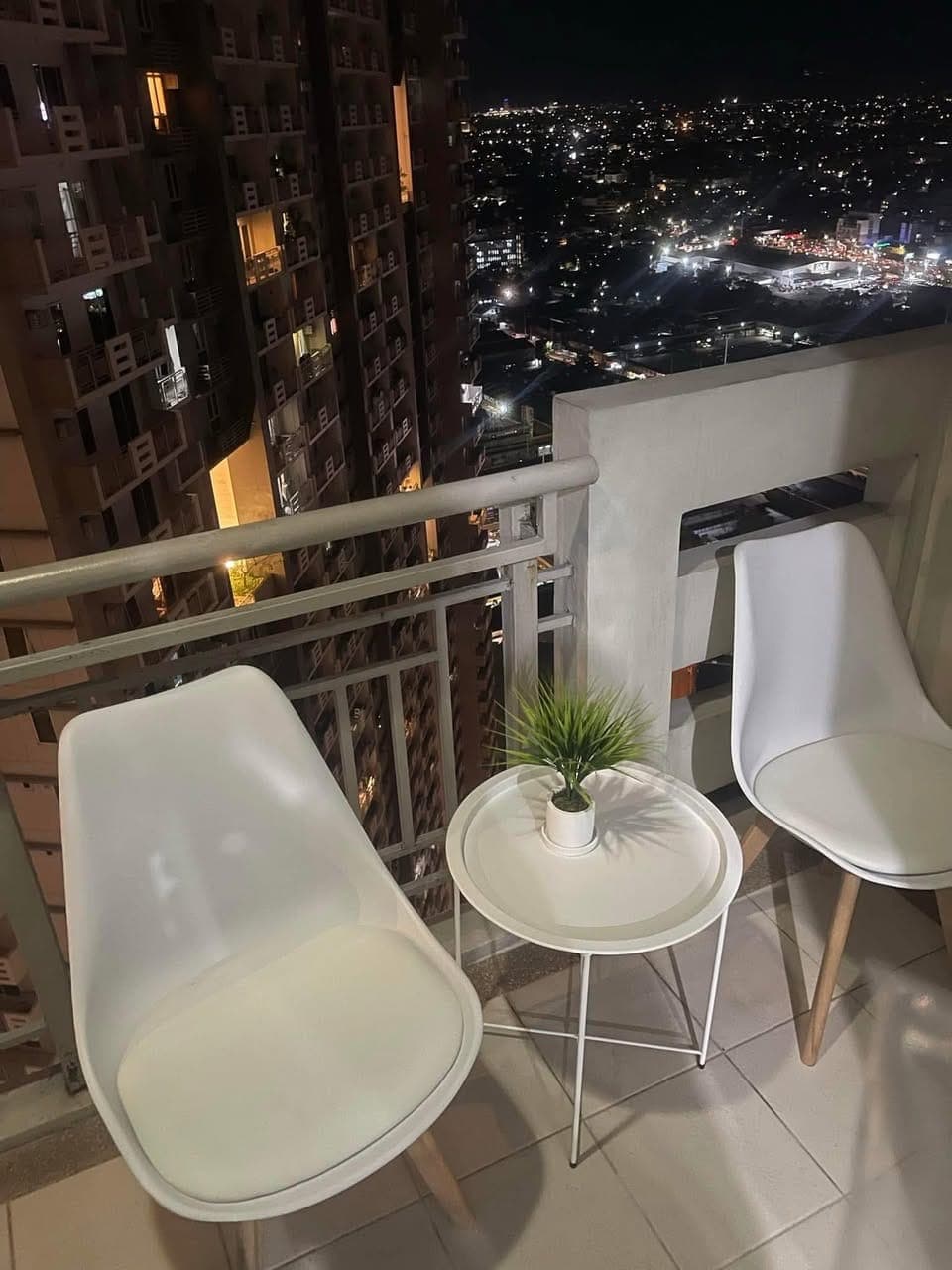 # **FOR RENT: Zinnia South Tower 1BR** - photo 1