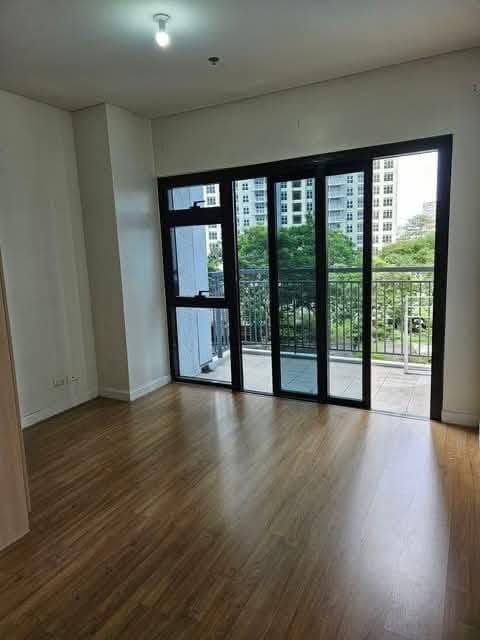 FOR LEASE - photo 2
