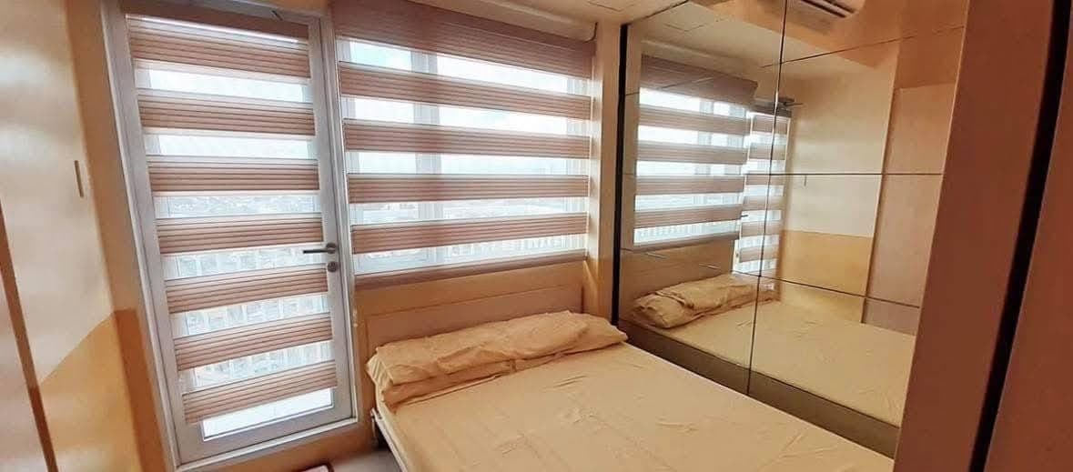 FOR RENT: ₱17,000/month. - Inclusive condo dues & Wifi - photo 3