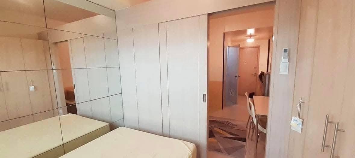 FOR RENT: ₱17,000/month. - Inclusive condo dues & Wifi - photo 4