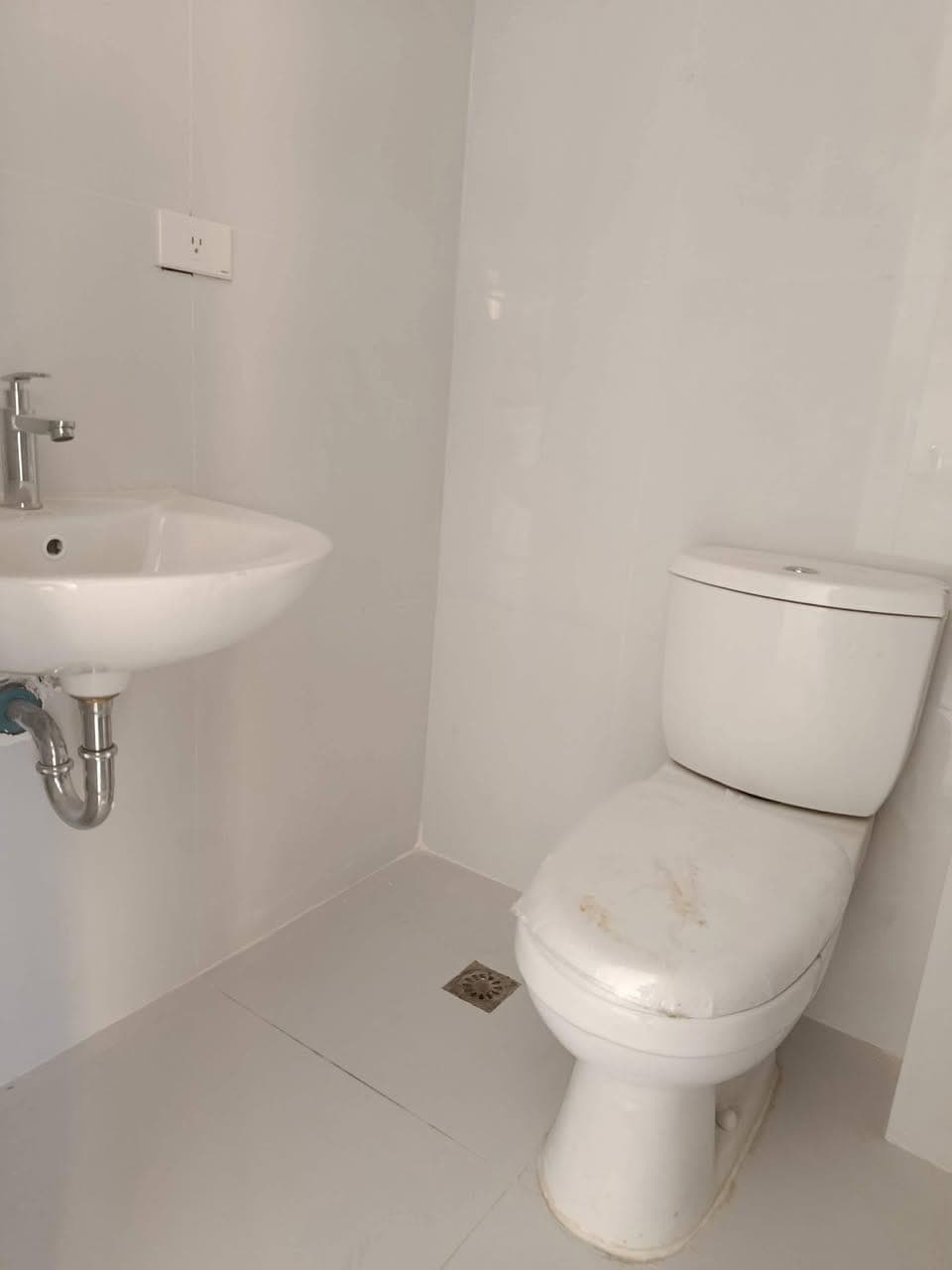 CONDO FOR RENT - photo 5