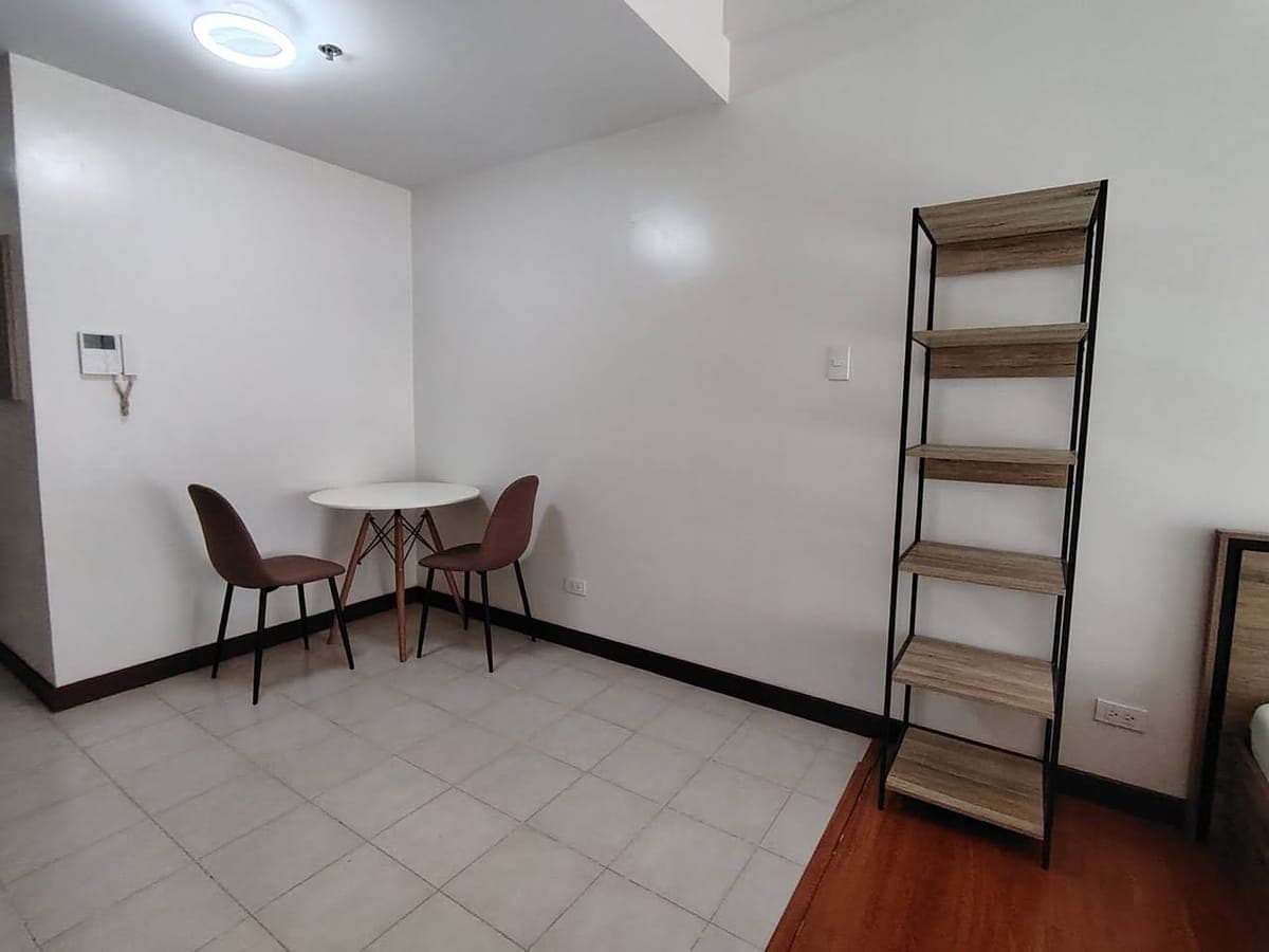 Studio Unit For Rent - photo 5