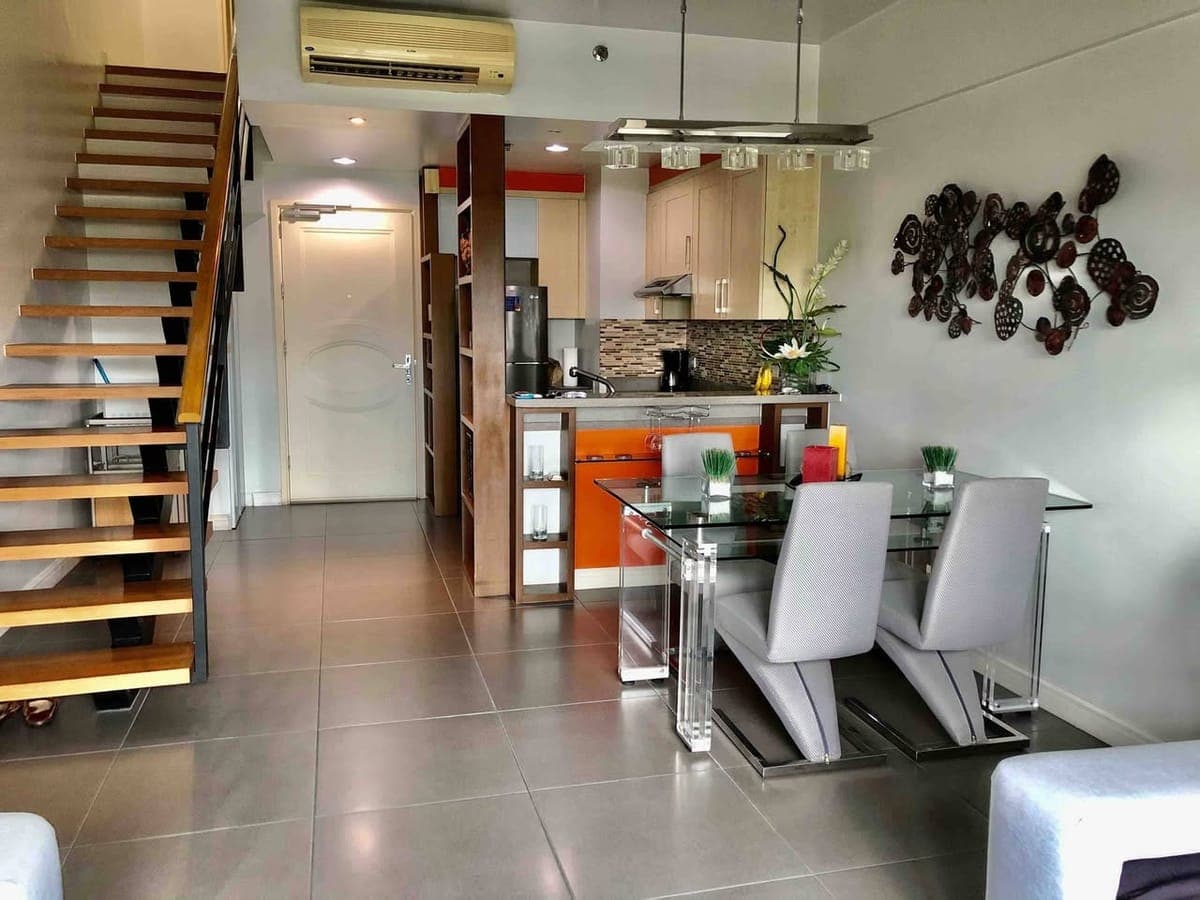 FOR LEASE | One Rockwell West - photo 1