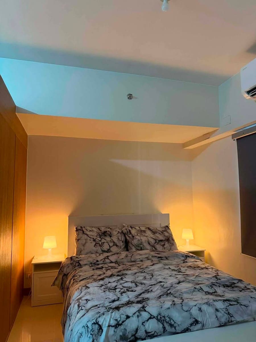 Red Residences, Chino Roces Ave., Makati City - photo 1