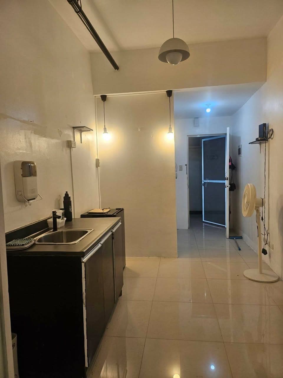 ‼️ Condo for Rent ‼️ - photo 4