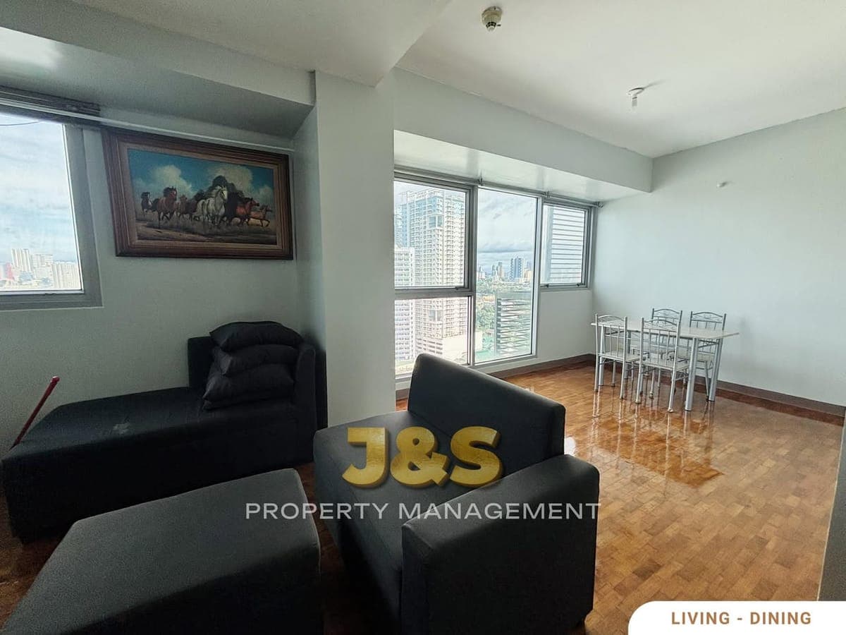 3 Bedroom Condo For Rent at The Capital Towers - photo 2