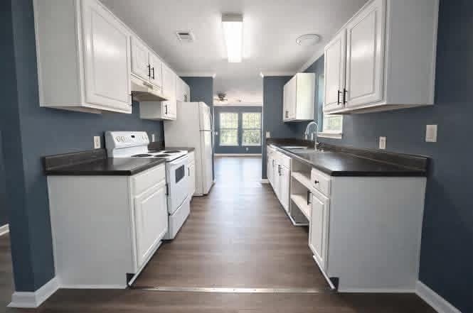 Rent : $900 - photo 1