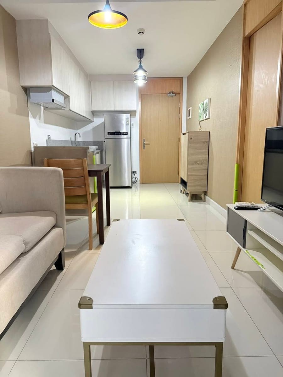 # **FOR RENT!** - photo 4