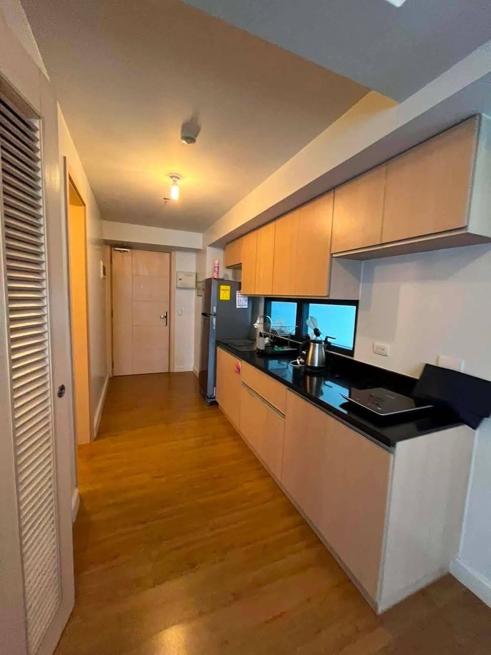 FOR LEASE - photo 1