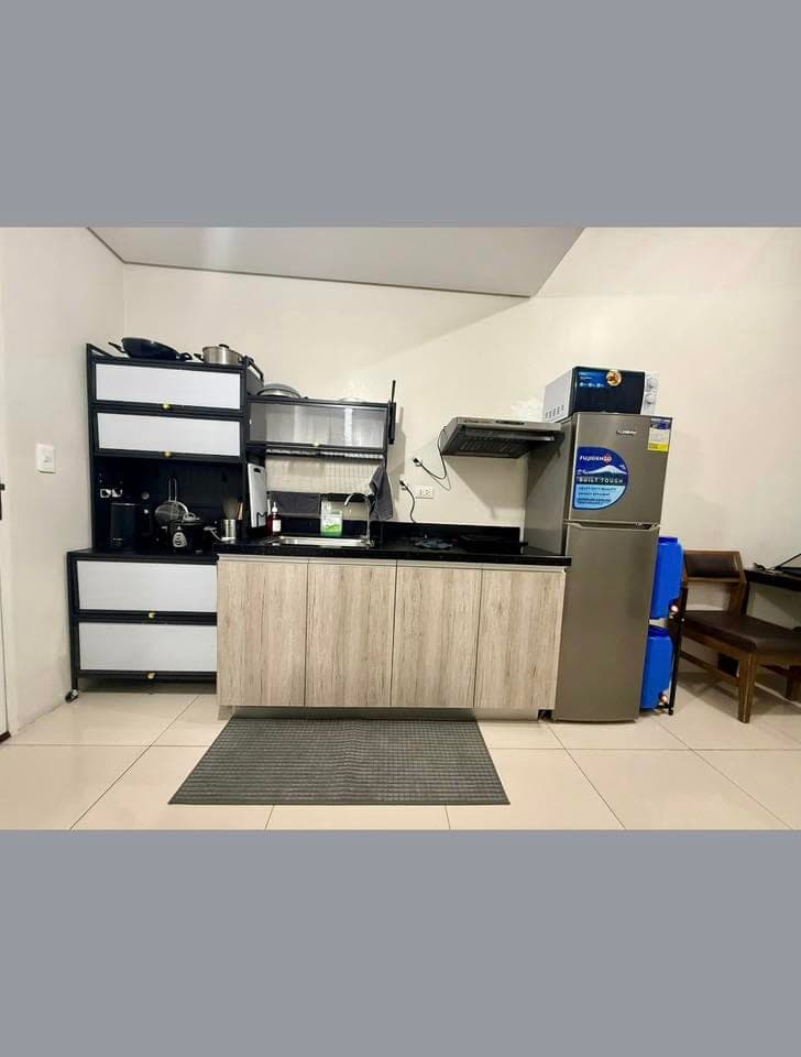LOOKING FOR REPLACEMENT that can stay 3 months stay or more. - photo 1