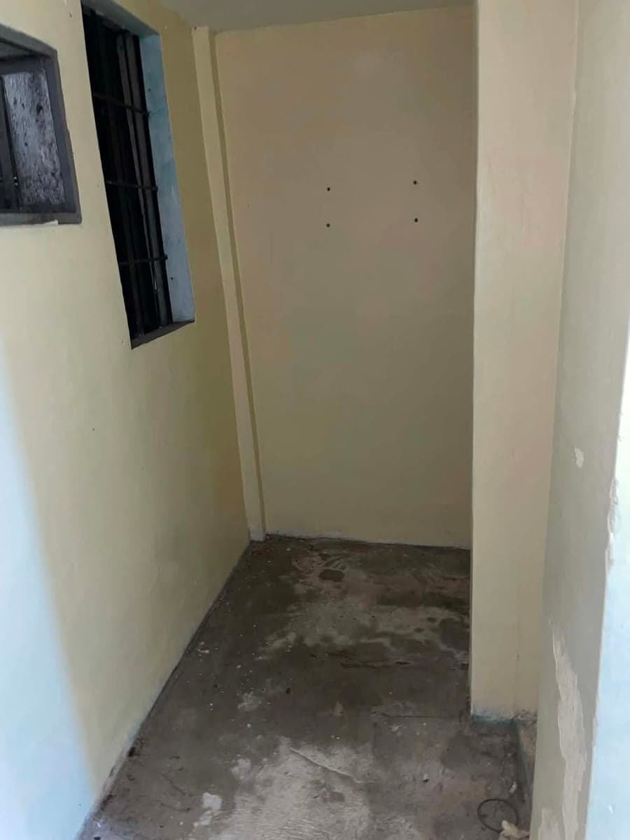 Studio Type 2-3 PAX: ₱6500/ month. 1 month advance, 2 months dep. Submeter kuyente. per head ang tub... - photo 3