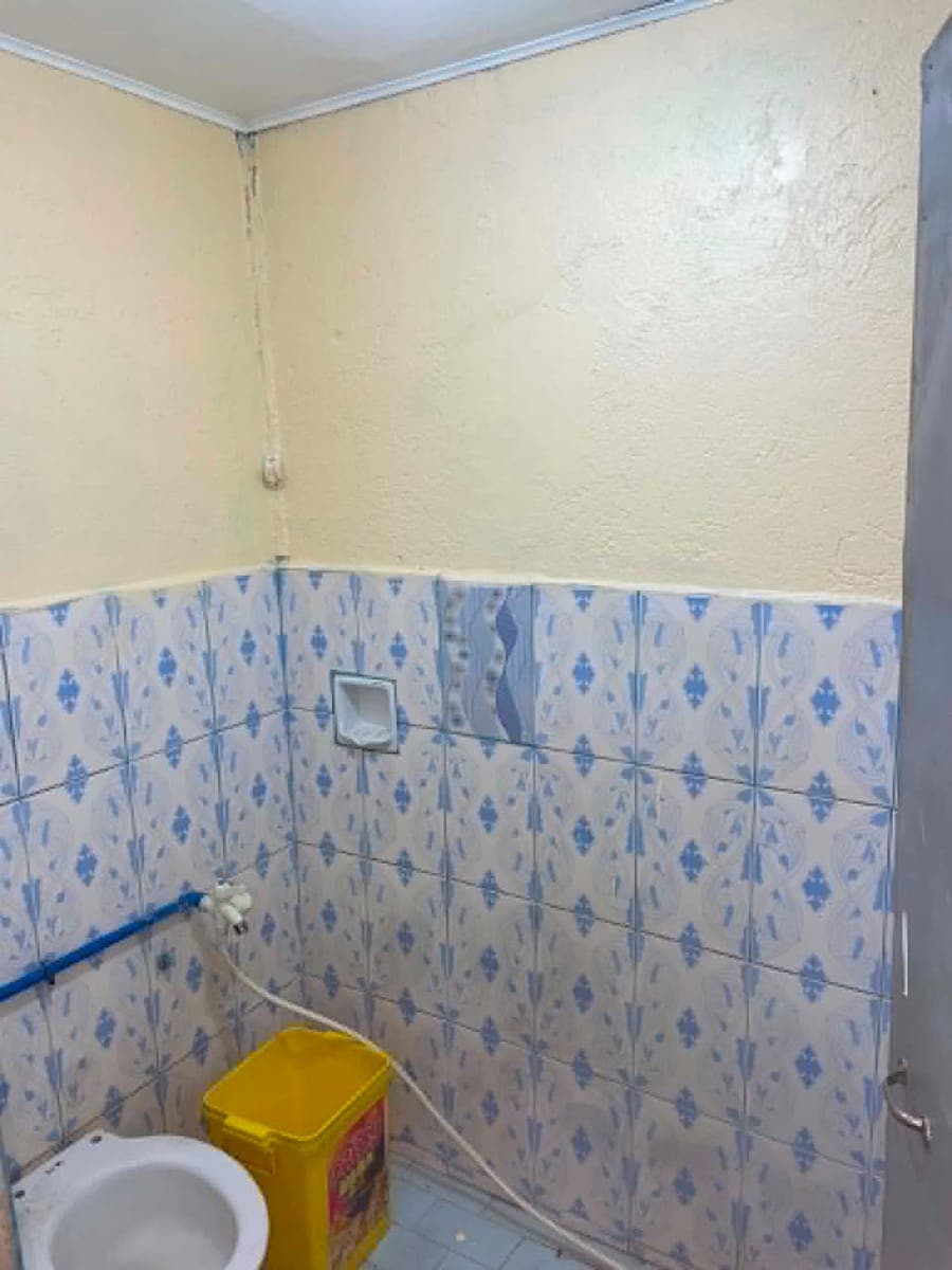 Studio Type 2-3 PAX: ₱6500/ month. 1 month advance, 2 months dep. Submeter kuyente. per head ang tub... - photo 2