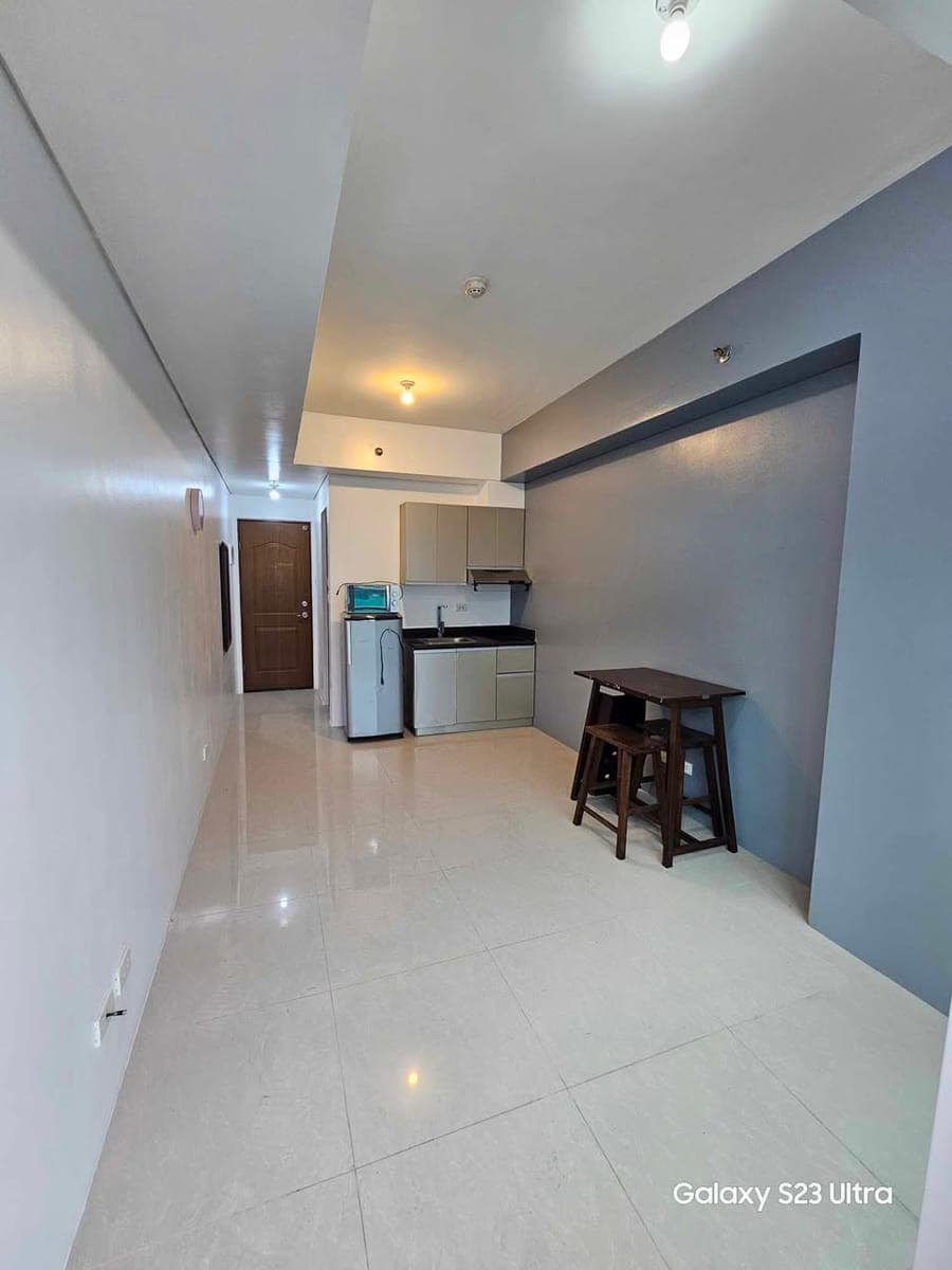 Beacon Tower | Condo Unit For Rent - photo 3