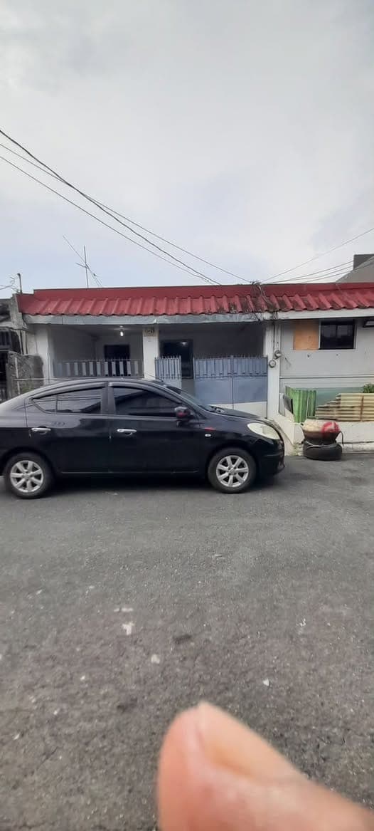 HOUSE FOR RENT IN LAS PIÑAS - photo 1