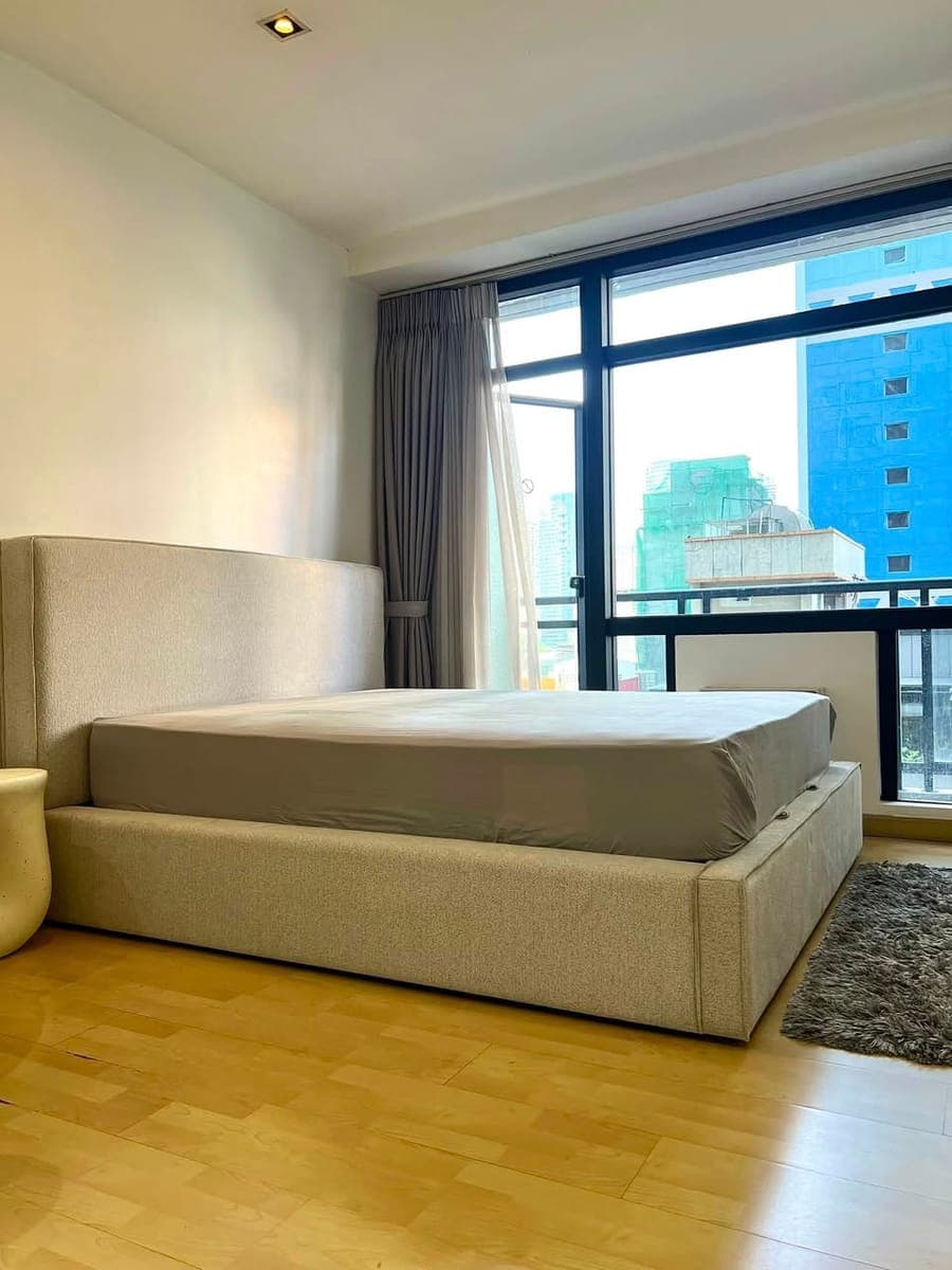 For Rent / Lease: Furnished Studio with Balcony – The Gramercy Residences, Makati - photo 1