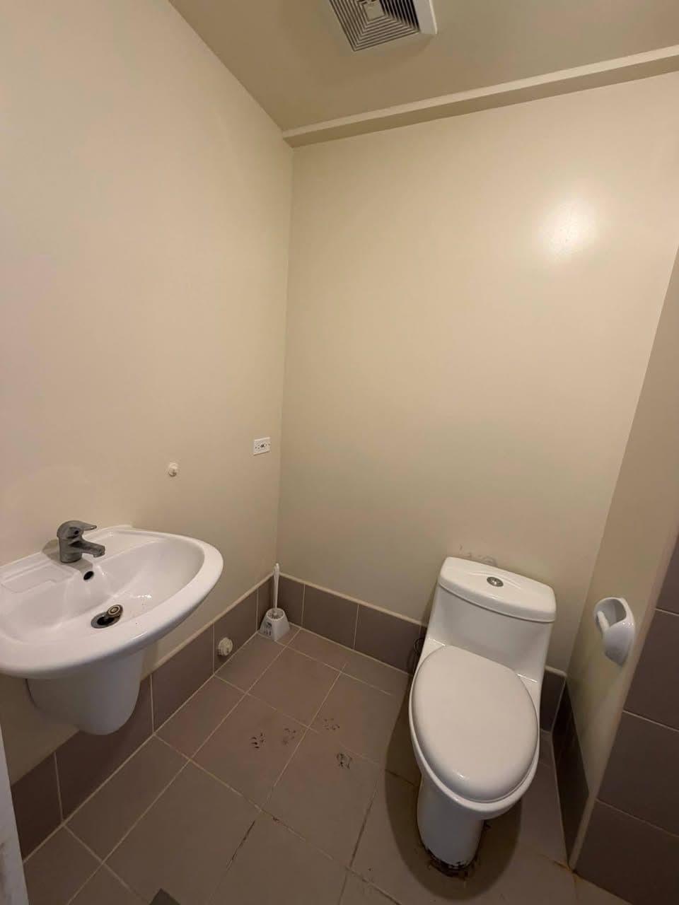 FOR RENT / LEASE - photo 4