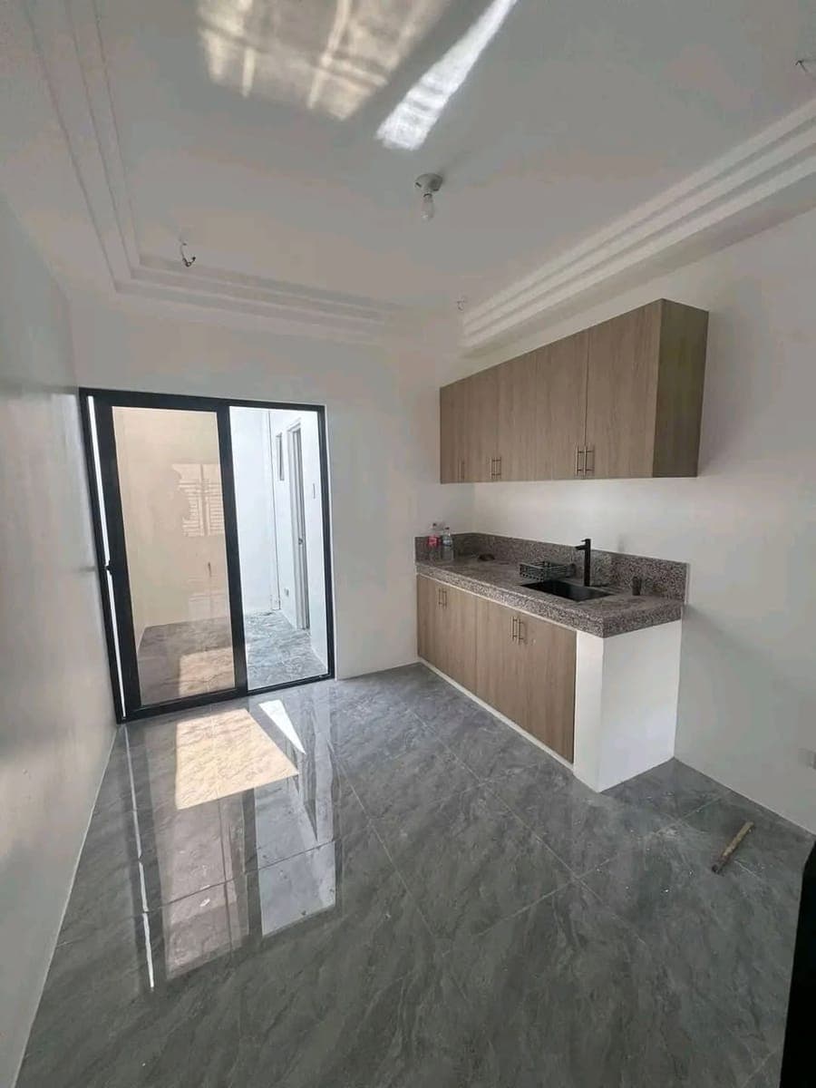 BRAND NEW HOUSE FOR RENT - photo 5