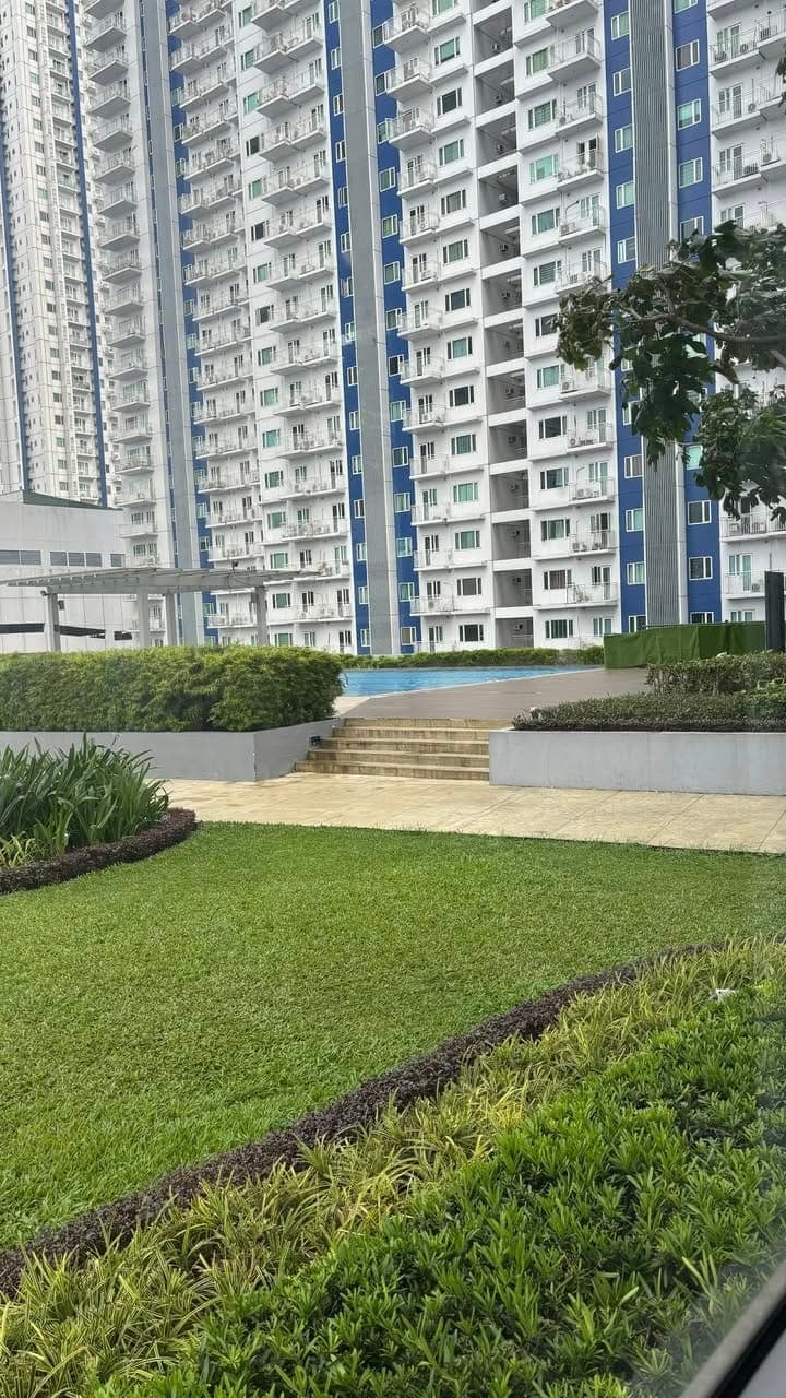 Grass Residences Near SM North EDSA - photo 2
