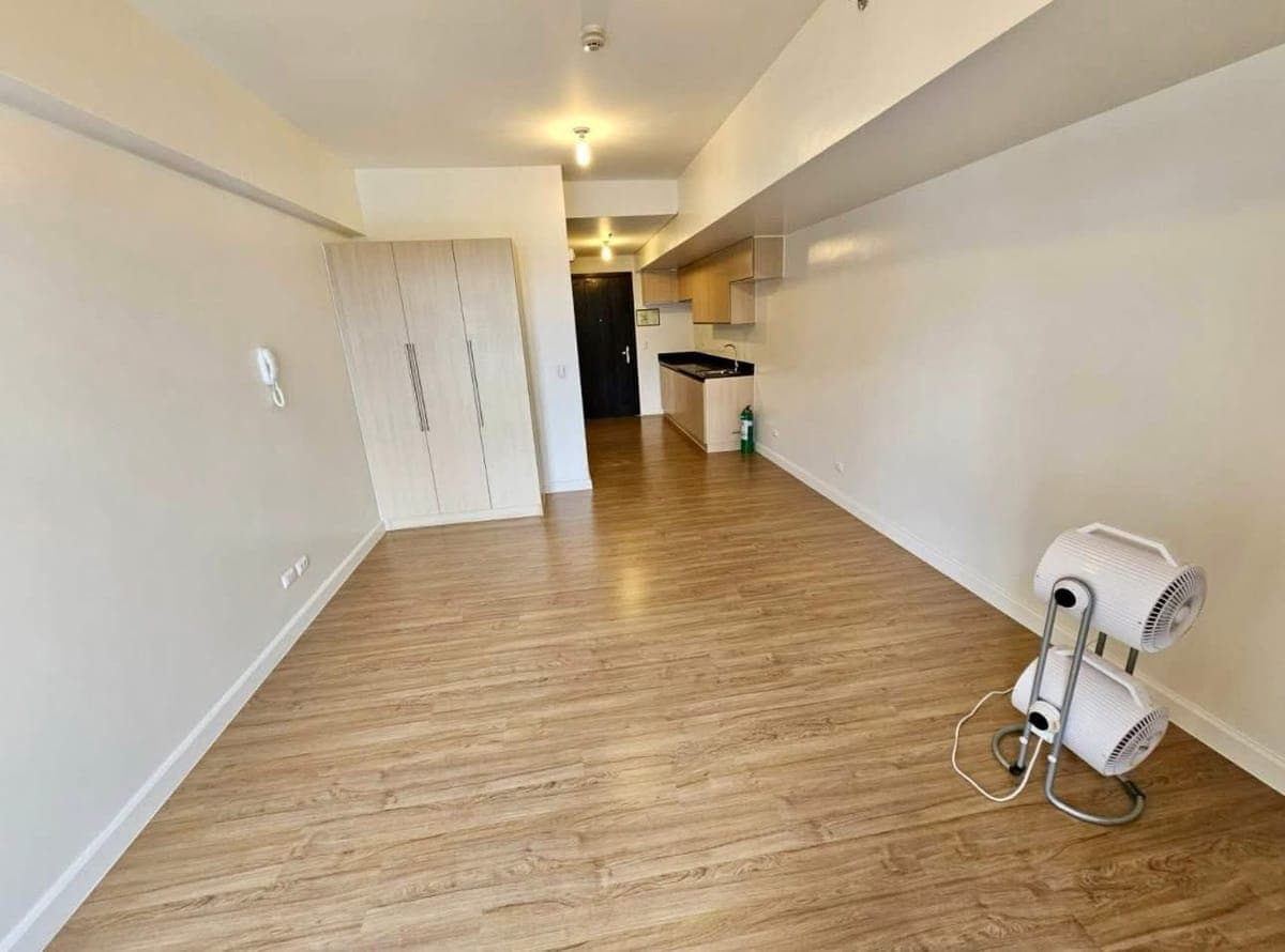 FOR RENT / FOR LEASE - photo 1