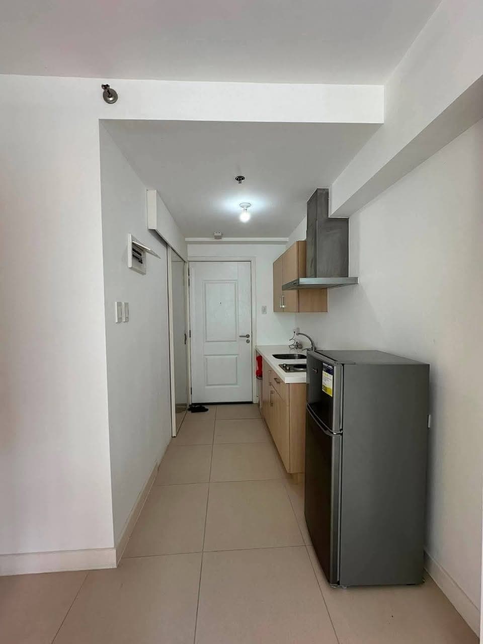 For Rent: The Residences at Commonwealth ✨ - photo 3