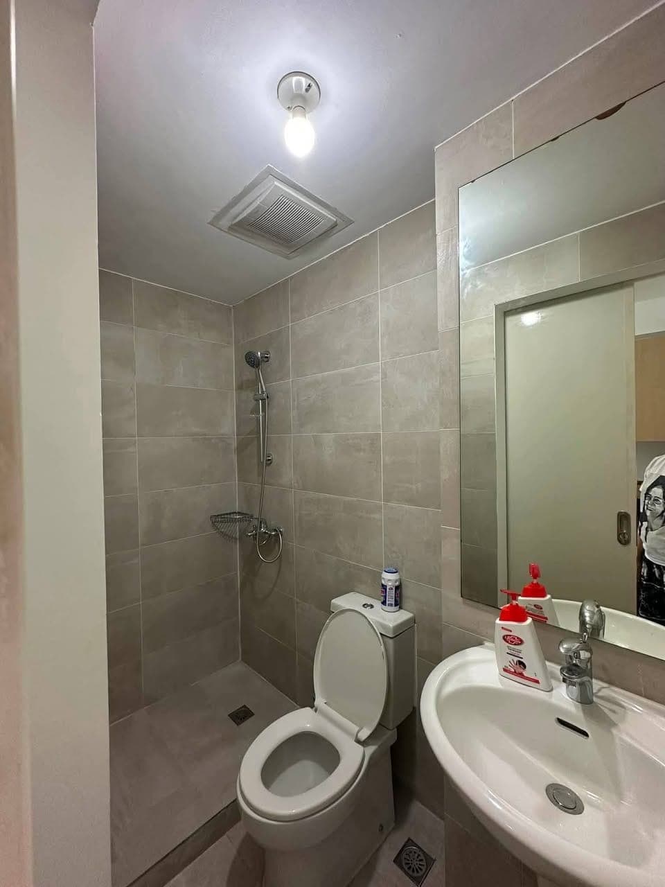 For Rent: The Residences at Commonwealth ✨ - photo 4