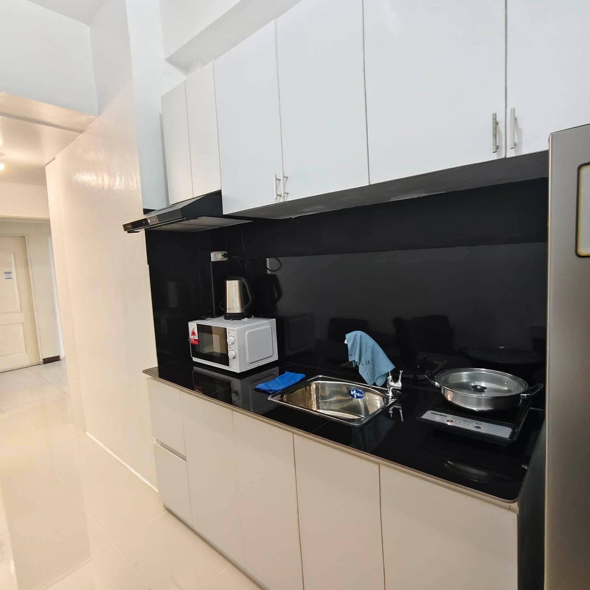 ‼️ Condo for Rent ‼️ - photo 5