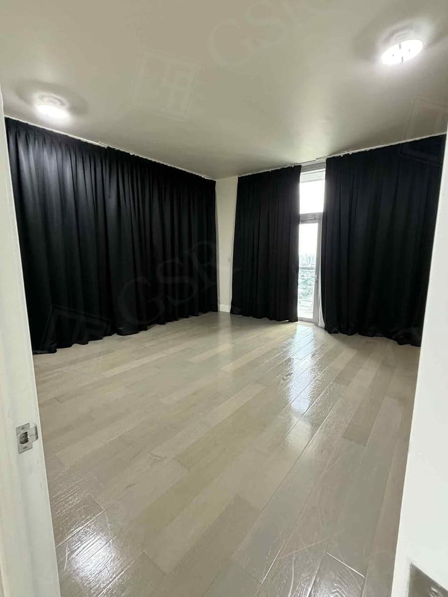 **Semi-Furnished Four Bedroom Unit with Balcony and Parking For Lease at Proscenium at Rockwell ** - photo 3